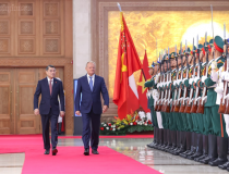 Thủ tướng Lê Minh Hưng chủ trì lễ đón chính thức Thủ tướng Ba Lan