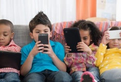 Một bang của Mỹ vừa ra luật cấm trẻ em dưới 14 tuổi dùng mạng xã hội