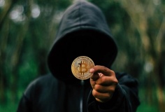 Mỹ bắt giữ hacker tham gia cuộc tấn công mạng nhằm thao túng giá Bitcoin