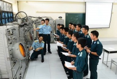 Ứng dụng AI trong quân sự và những vấn đề đặt ra đối với hoạt động GD-ĐT và NCKH trong các nhà trường quân đội