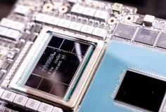 Chính quyền Tổng thống Trump dự kiến chấm dứt lệnh cấm xuất khẩu chip vào 15/5