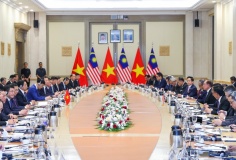 Thủ tướng Phạm Minh Chính hội đàm với Thủ tướng Malaysia