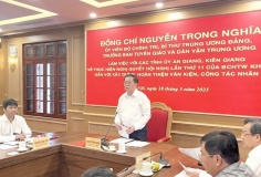 Đồng chí Nguyễn Trọng Nghĩa làm việc với lãnh đạo tỉnh An Giang và Kiên Giang về công tác sắp xếp bộ máy
