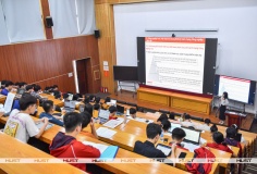 Đại học Bách khoa Hà Nội triển khai lớp học OMO, thúc đẩy chuyển đổi số giáo dục