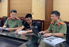 Khởi tố vụ án lộ đề thi tốt nghiệp THPT 2025: Học sinh dùng AI giải đề ngay tại phòng thi