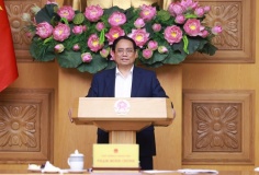 Thủ tướng chủ trì cuộc họp về các tài liệu của Tiểu ban Kinh tế-xã hội Đại hội XIV