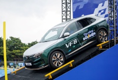 “Đi xe xăng, về xe điện”, người dùng chia sẻ: Lái ngon, ưu đãi lớn, tội gì không lên đời 