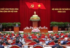 Thông cáo báo chí ngày làm việc thứ nhất Hội nghị Trung ương 12
