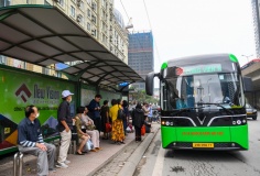 Chuyển đổi xe máy xăng sang xe điện: Hướng đi tất yếu để giảm ô nhiễm đô thị