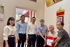 Xã Ô Diên, Thành phố Hà Nội: Thăm và tặng quà gia đình chính sách, người có công