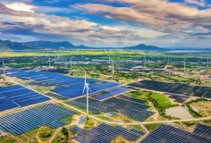 Thủ tướng yêu cầu 9 địa phương và nhiều bộ khẩn trương tháo gỡ khó khăn các dự án năng lượng tái tạo