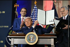 Sắc lệnh “chống AI thức tỉnh” của Trump có thể định hình lại các công ty công nghệ Hoa Kỳ