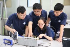 Trường Đại học Công nghệ (ĐHQGHN) công bố điểm sàn 2025: Thấp nhất 22 điểm