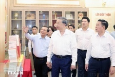 Phát huy truyền thống vẻ vang xây dựng ngành Tuyên giáo và Dân vận thực sự vững mạnh