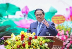 Thủ tướng: Đột phá phát triển các phương thức giao thông, thúc đẩy giao thông xanh và đô thị thông minh