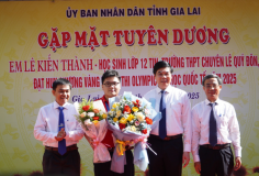 Khen thưởng 100 triệu đồng cho học sinh đoạt HCV Olympic Tin học Quốc tế