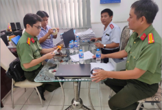 Phạt hơn 70 tổ chức, cá nhân dùng micro không dây có tần số hoạt động không đúng quy định