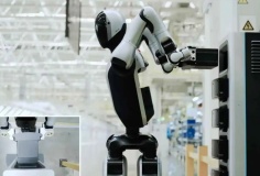 Robot thế hệ mới tự thay pin, mở ra kỷ nguyên sản xuất 24/7
