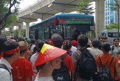 Xe buýt và metro tăng chuyến, chạy xuyên đêm phục vụ Lễ diễu binh, diễu hành