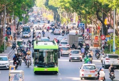 Yêu cầu công bố sớm, công khai lộ trình chuyển đổi phương tiện giao thông xanh, có chính sách hỗ trợ cụ thể