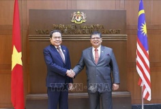 Chủ tịch Quốc hội Trần Thanh Mẫn hội đàm với Chủ tịch Hạ viện Malaysia