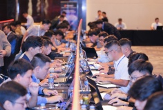 Smart Banking 2025: Ngành ngân hàng tăng tốc chuyển đổi số với dữ liệu và AI