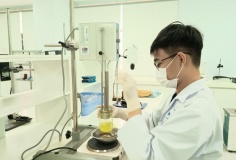 Nhà trường và doanh nghiệp cần 