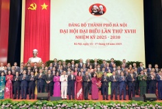 Ra mắt Ban Chấp hành Đảng bộ thành phố Hà Nội khóa XVIII