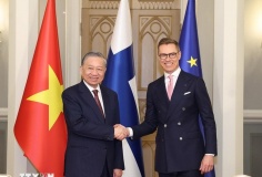 Tổng Bí thư Tô Lâm và Tổng thống Phần Lan chứng kiến Lễ ký kết các văn kiện hợp tác