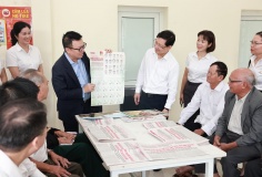 Người dân có thể đọc Dự thảo Văn kiện Đại hội Đảng lần thứ XIV tại các Bưu điện - Văn hoá xã