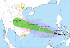 Tin bão mới nhất: Bão số 13 Kalmaegi giật cấp 16 đã tiến vào Biển Đông