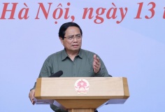 Khẩn trương xây dựng lại 1.900 nhà sập đổ, 67.000 nhà tốc mái do bão lũ