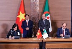 Việt Nam - Algeria ký kết nhiều văn kiện hợp tác quan trọng