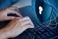 Sức ép chuyển đổi và bảo mật thông tin