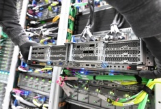 Amazon thách thức các đối thủ cạnh tranh bằng 'Nhà máy AI' Nvidia tại chỗ