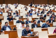 Hôm nay (10/12), Quốc hội xem xét thông qua hơn 30 luật, nghị quyết