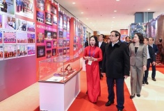 Thủ tướng Phạm Minh Chính kiểm tra công tác chuẩn bị Đại hội Thi đua yêu nước toàn quốc lần thứ XI