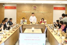 Luật AI định hướng làm chủ các mô hình ngôn ngữ lớn và dữ liệu bản địa