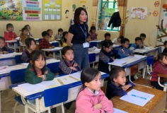 Đưa tiếng Anh trở thành ngôn ngữ thứ hai trong trường học: Không dàn hàng ngang