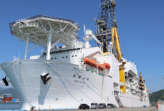 Nhật Bản bắt đầu triển khai dự án khai thác đất hiếm hơn 6.000 mét dưới biển