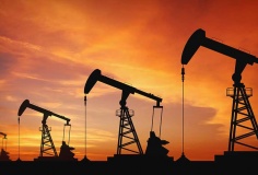 Giá xăng dầu hôm nay 22.1: Giá dầu thế giới giảm nhẹ