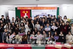 Tư vấn hướng nghiệp - Hành trình phục vụ cộng đồng, mở lối tương lai cho học sinh Nghệ An