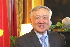 Phó Thủ tướng Thường trực Chính phủ Nguyễn Hoà Bình lên đường thăm làm việc tại Thụy Sĩ và Kazakhstan