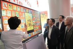 Hà Nội trưng bày hàng trăm bìa báo Xuân chào mừng Đại hội XIV của Đảng