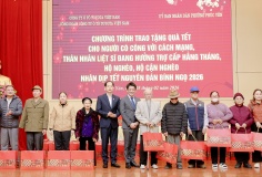 Toyota Việt Nam trao quà Tết cho các gia đình chính sách và có hoàn cảnh đặc biệt tại tỉnh Phú Thọ năm 2026