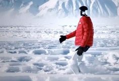 Xem robot tuyết chinh phục 130.000 bước chân cho khoảnh khắc Olympic