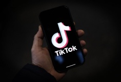 TikTok bị yêu cầu điều chỉnh thuật toán “gây nghiện”