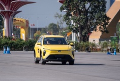  Chủ xe điện VinFast chạy dịch vụ: Yên tâm “bào xe” vì bảo hành dài, hậu mãi miễn chê, miễn phí sạc tới 3 năm