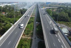 Sẵn sàng cho xe quay đầu, phân luồng từ xa khi xảy ra ùn ứ trên cao tốc TP.HCM - Trung Lương