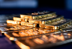 Giới phân tích dự báo giá vàng còn biến động